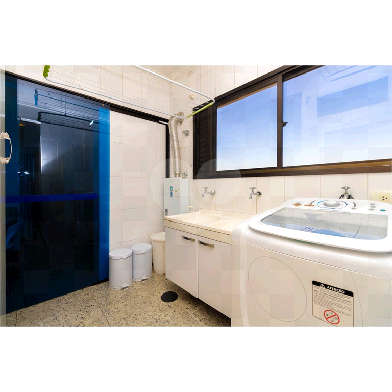 Apartamento alto padrão à venda | 206 m² | 4 dormitórios (2 suítes) | 3 vagas em Santana!
