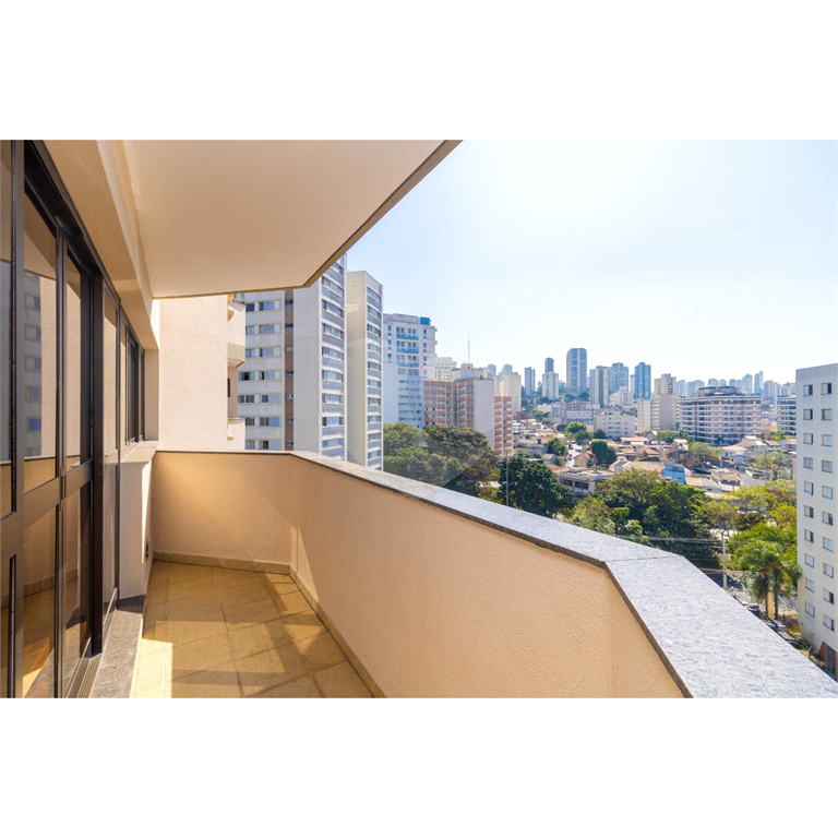 Apartamento alto padrão à venda | 206 m² | 4 dormitórios (2 suítes) | 3 vagas em Santana!