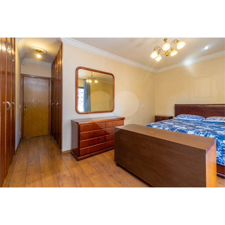 Apartamento alto padrão à venda | 206 m² | 4 dormitórios (2 suítes) | 3 vagas em Santana!