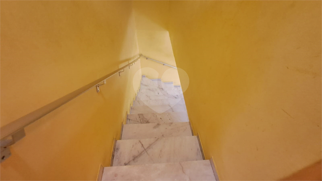 SOBRADO À VENDA | 137 m² | 3 DORMITÓRIOS (1 SUÍTE) | 2 VAGAS NA ÁGUA FRIA!