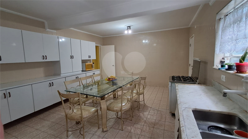 SOBRADO À VENDA | 137 m² | 3 DORMITÓRIOS (1 SUÍTE) | 2 VAGAS NA ÁGUA FRIA!