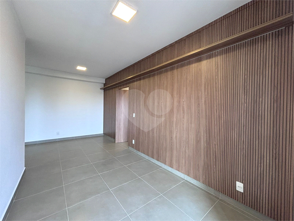 Apartamento à venda com 2 quartos, 70m² - Foto 7