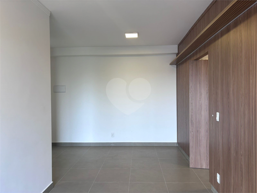 Apartamento à venda com 2 quartos, 70m² - Foto 12