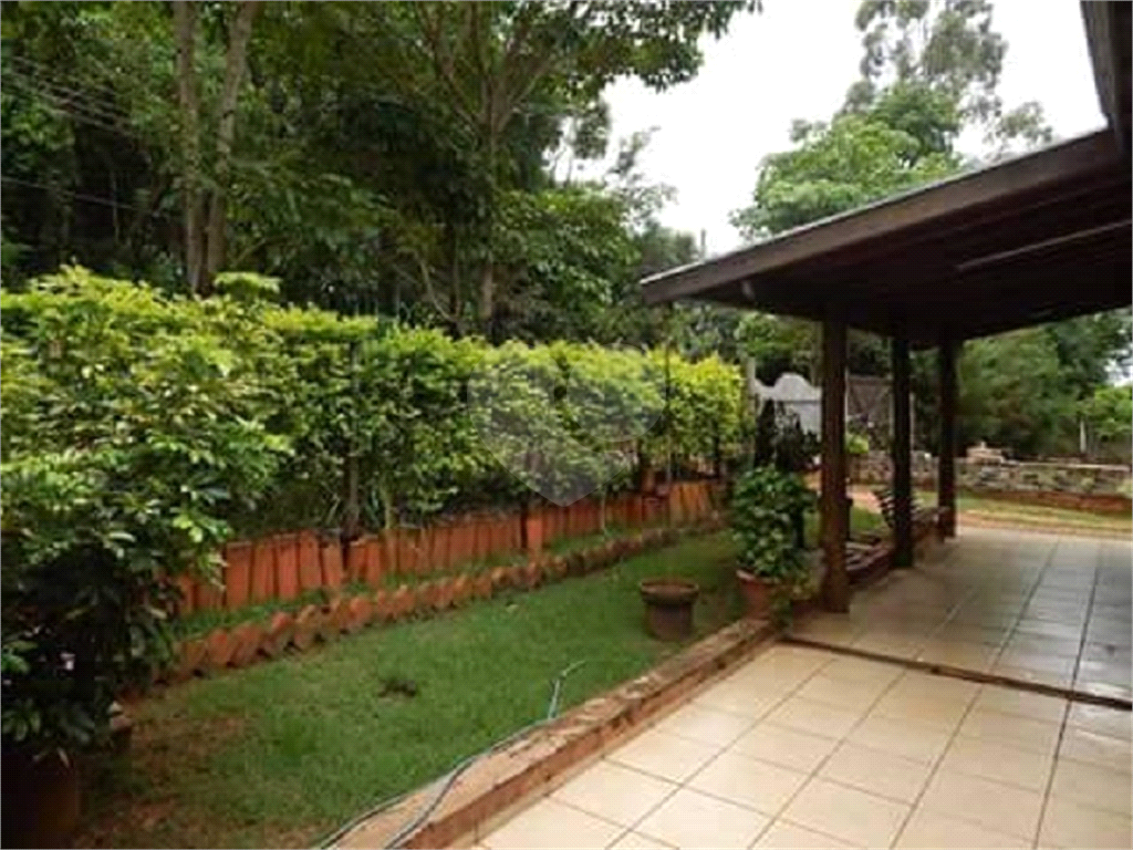 Fazenda à venda com 4 quartos, 550m² - Foto 1