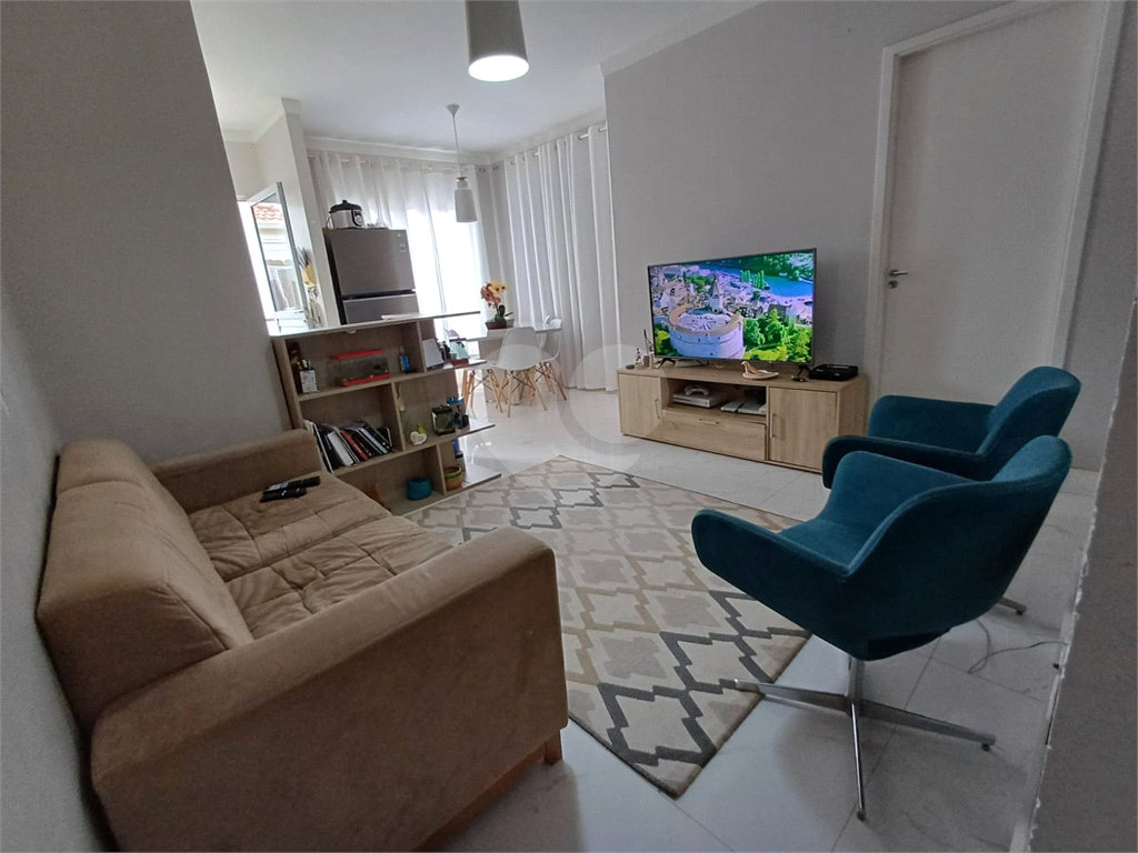Casa de Condomínio à venda com 3 quartos, 70m² - Foto 1