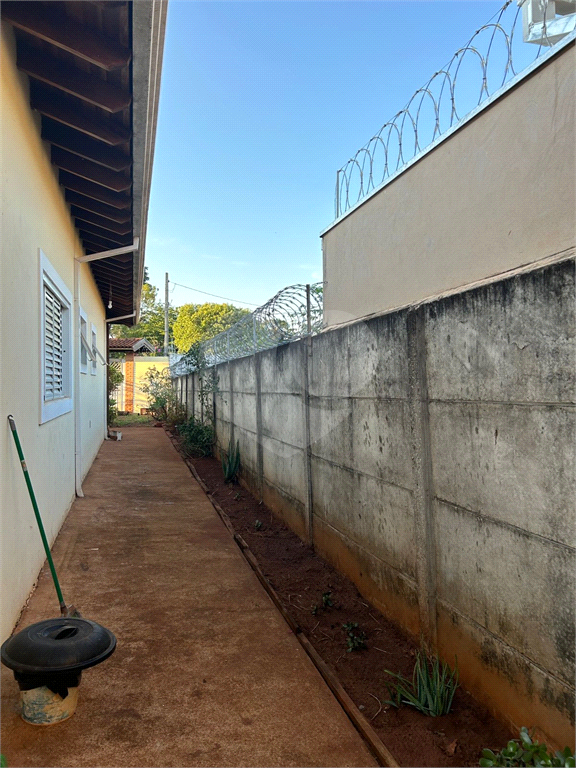 Casa à venda com 2 quartos, 200m² - Foto 10