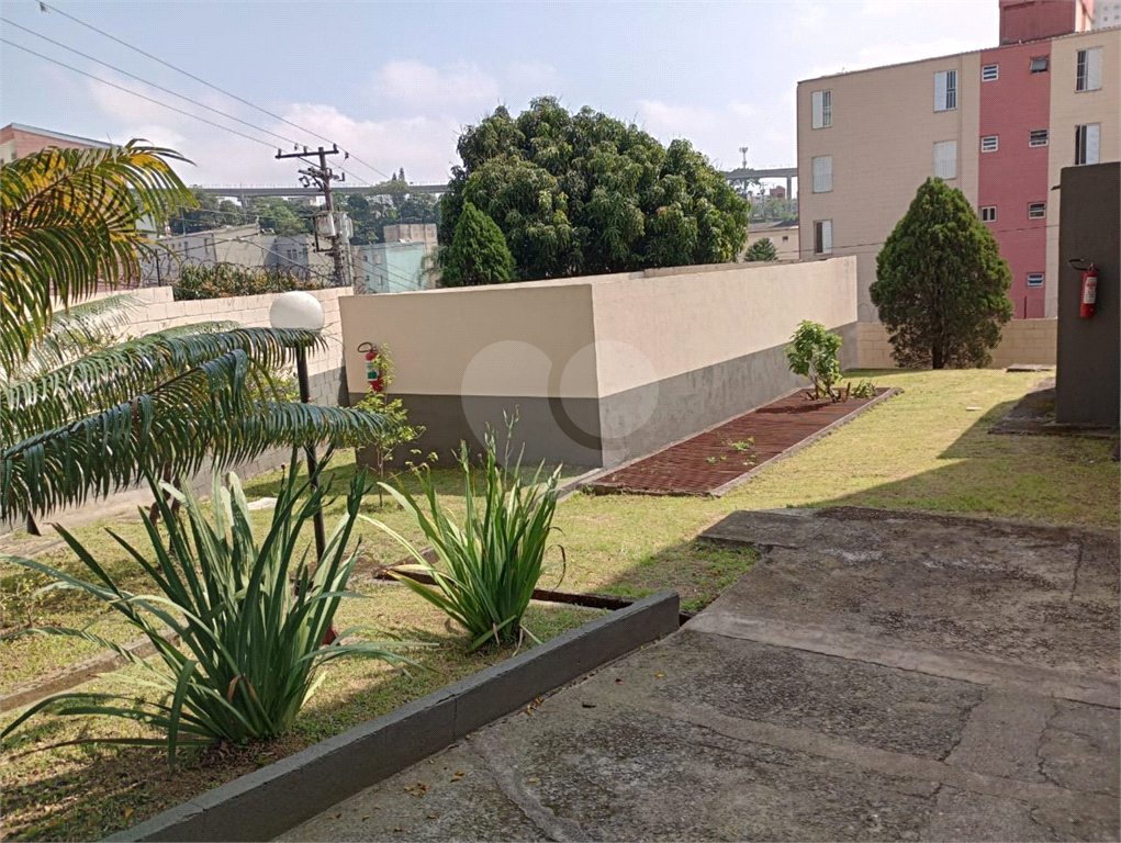 APARTAMENTO em SAPOPEMBA