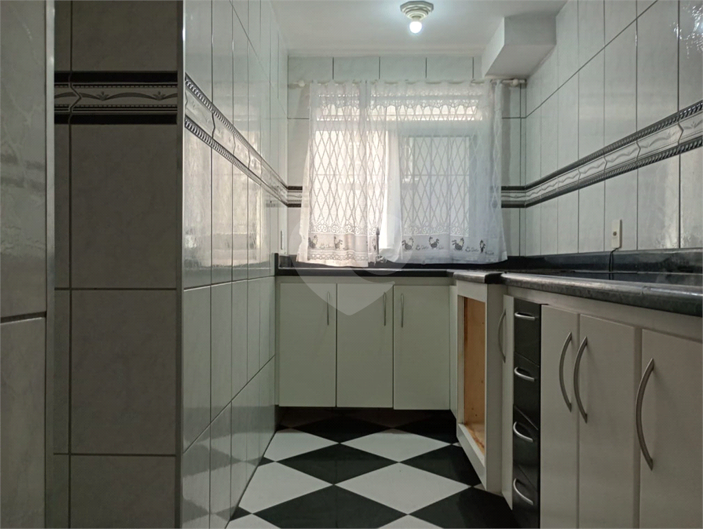 APARTAMENTO em SAPOPEMBA