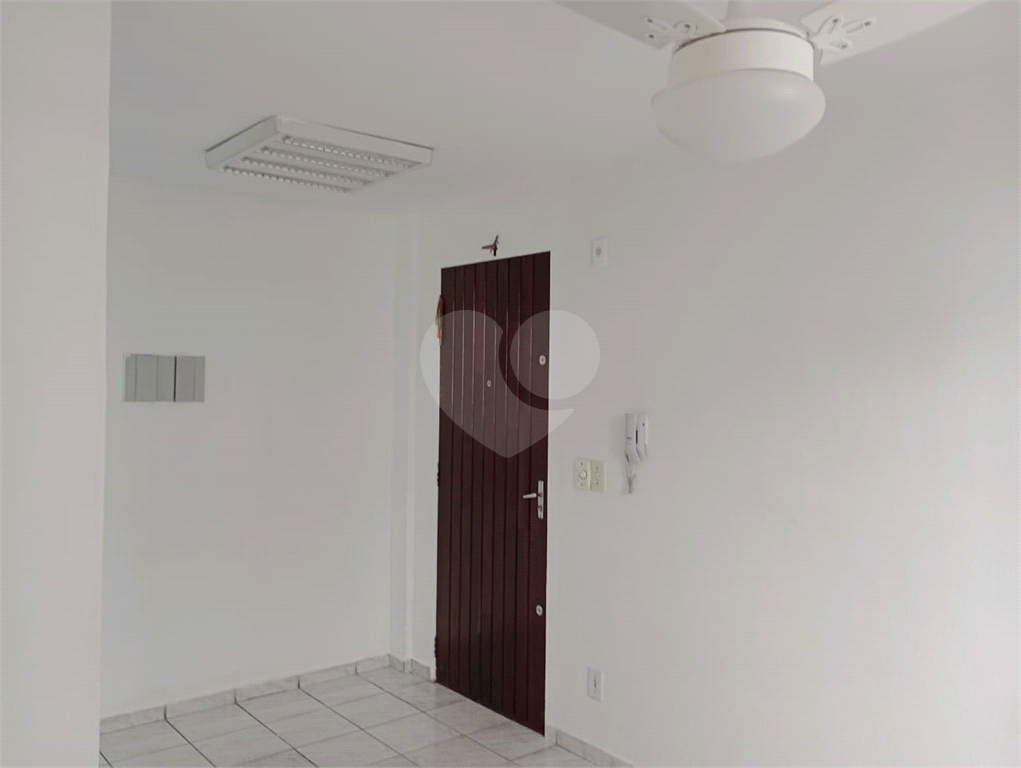 APARTAMENTO em SAPOPEMBA