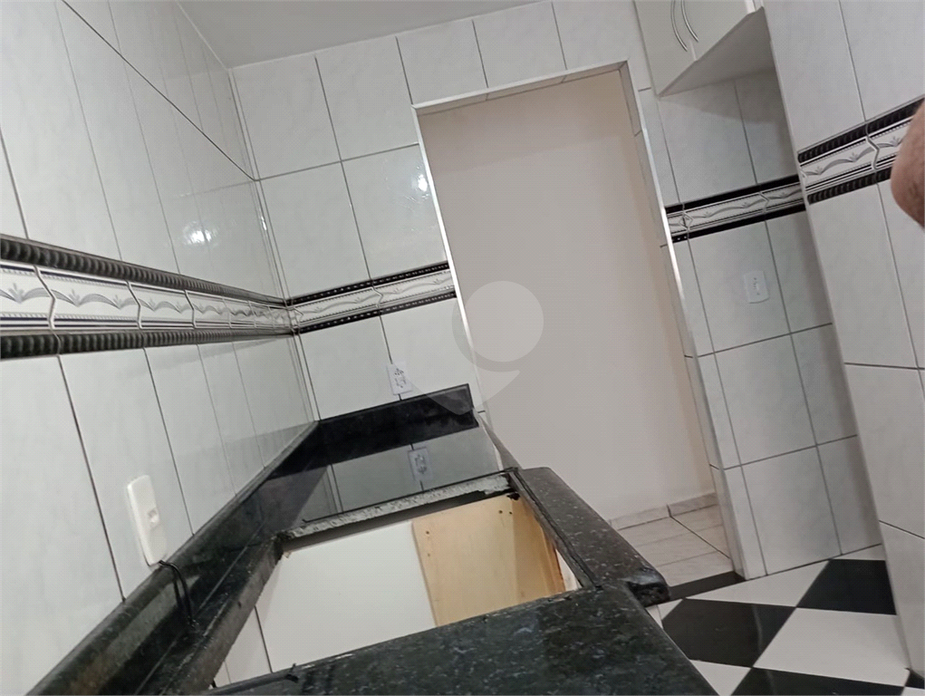 APARTAMENTO em SAPOPEMBA
