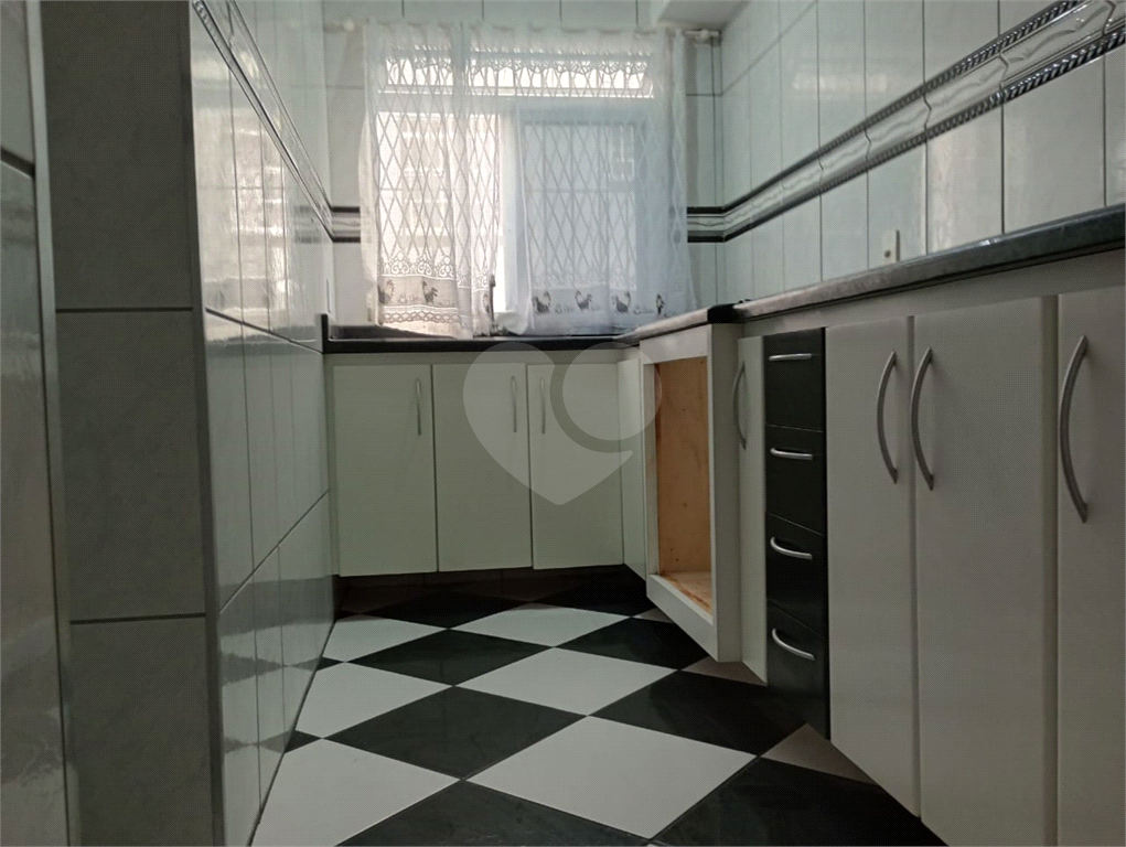 APARTAMENTO em SAPOPEMBA
