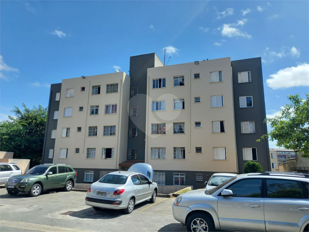 APARTAMENTO em SAPOPEMBA