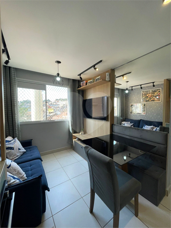 APARTAMENTO em ITAQUERA