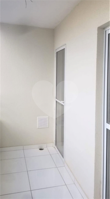APARTAMENTO em PARQUE PRIMAVERA