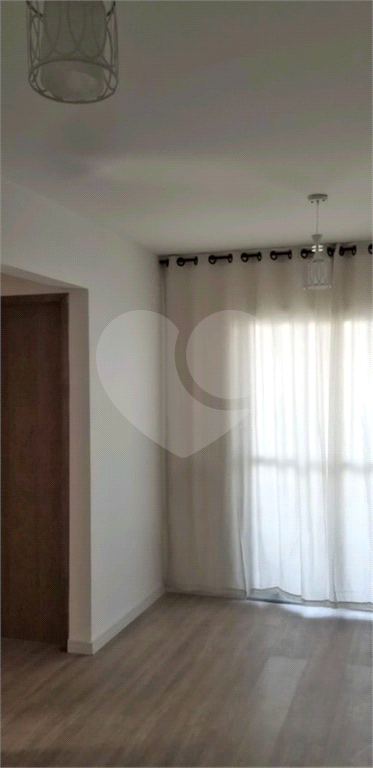 APARTAMENTO em PARQUE PRIMAVERA