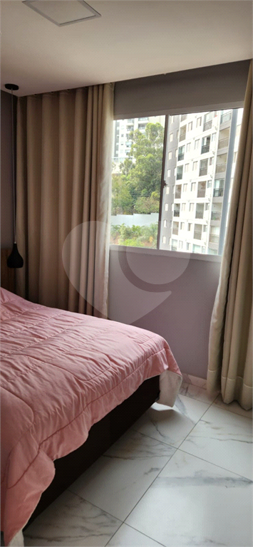 APARTAMENTO em MORUMBI