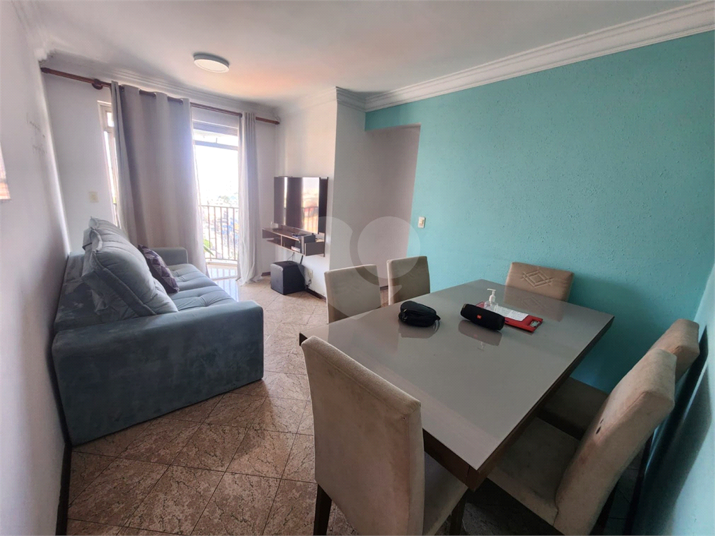 APARTAMENTO em VILA FORMOSA