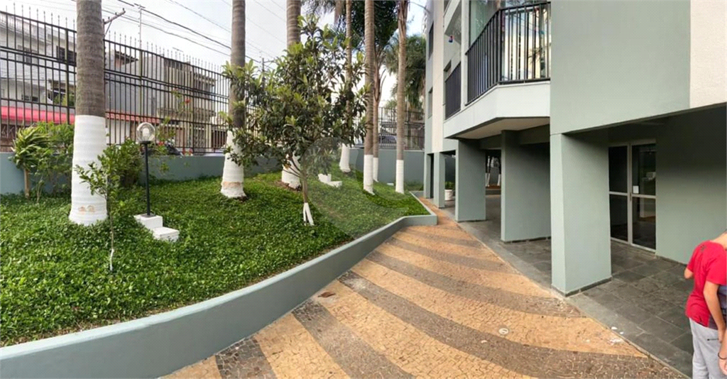 APARTAMENTO em VILA FORMOSA