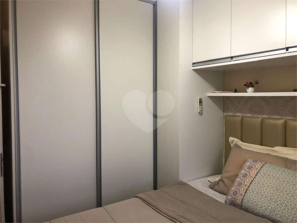 Apartamento à venda com 2 quartos, 62m² - Foto 31