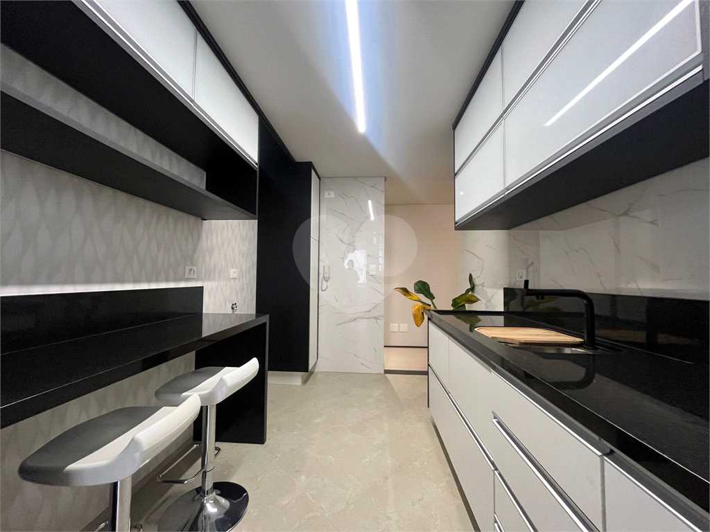 Apartamento Totalmente Reformado e Mobiiliado
