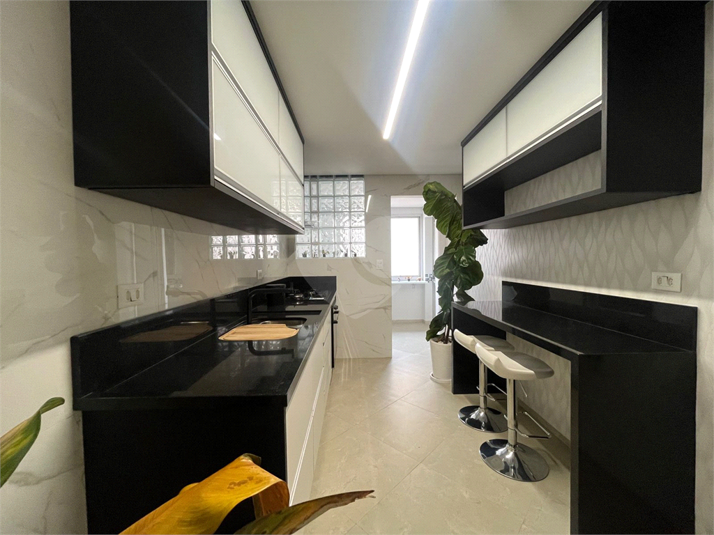 Apartamento Totalmente Reformado e Mobiiliado
