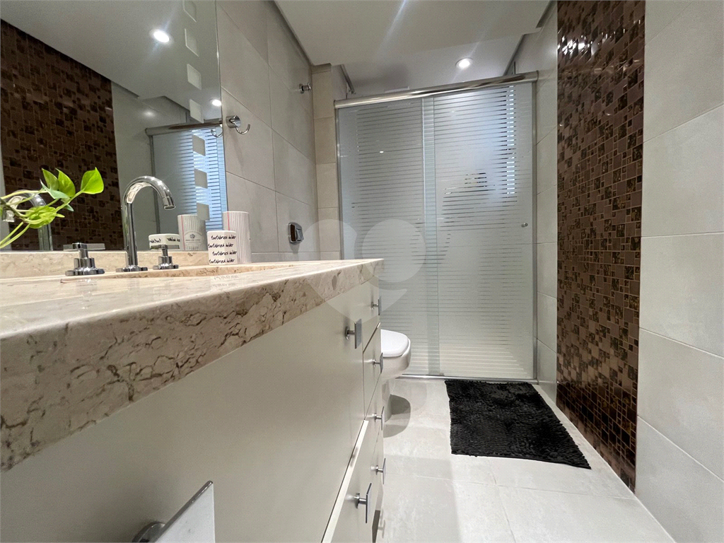 Apartamento Totalmente Reformado e Mobiiliado