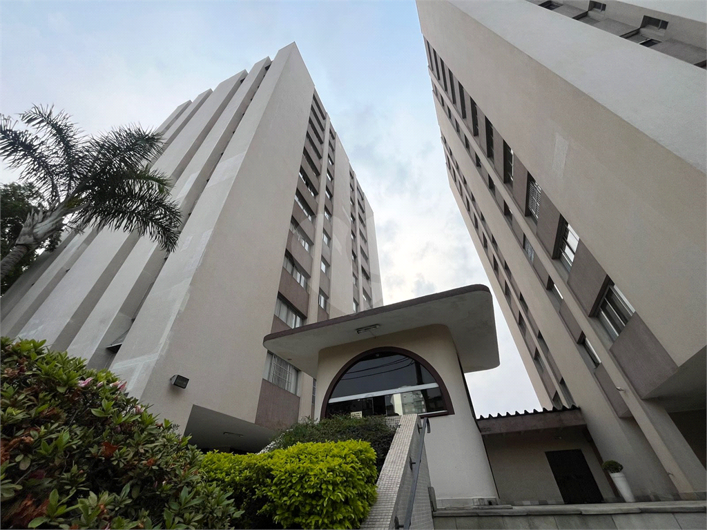 Apartamento Totalmente Reformado e Mobiiliado