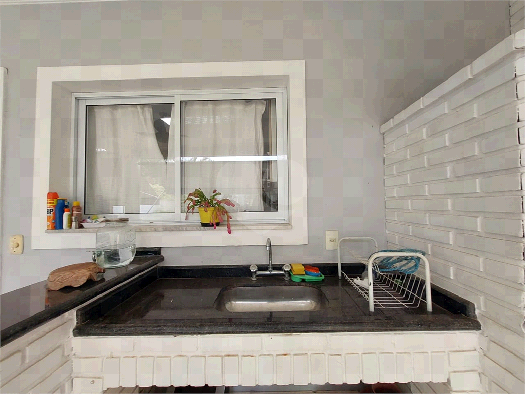 Casa em Condomínio de Alto Padrão