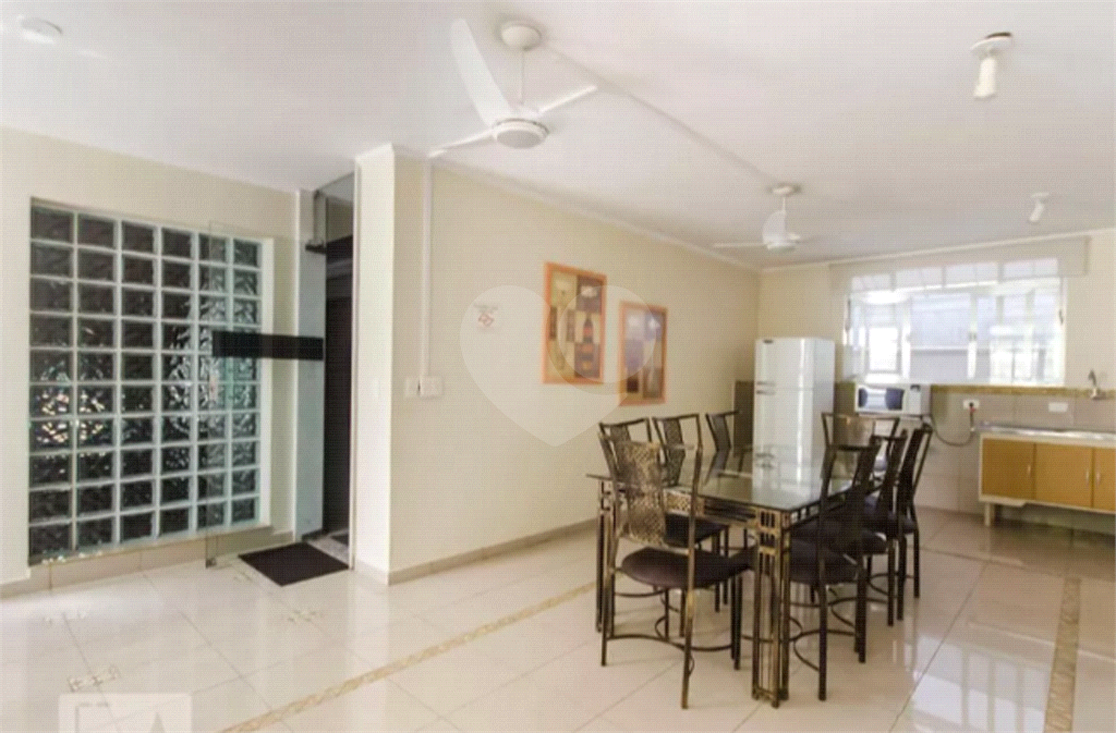 APARTAMENTO em JARDIM PAULISTA