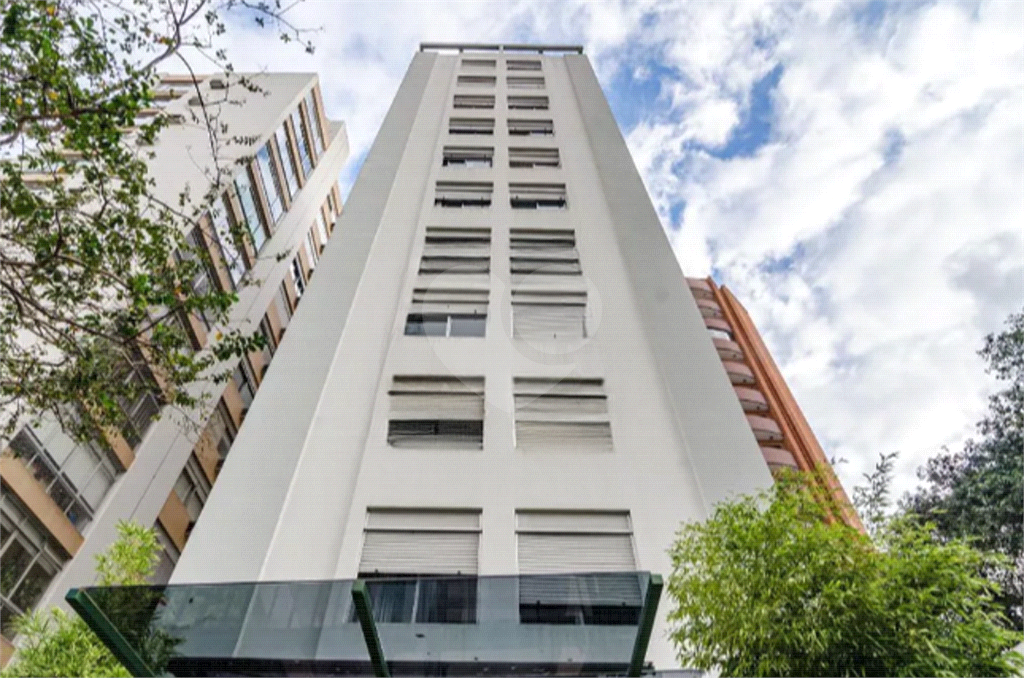APARTAMENTO em JARDIM PAULISTA