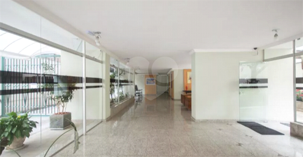 APARTAMENTO em JARDIM PAULISTA