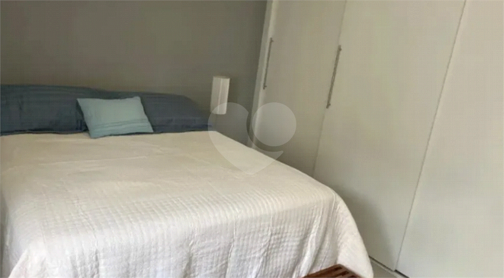 APARTAMENTO em JARDIM PAULISTA