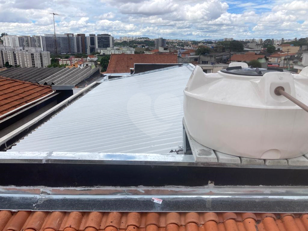 SOBRADO COM 320 M² DE ÁREA CONSTRUÍDA EM SÃO JOÃO CLÍMACO 