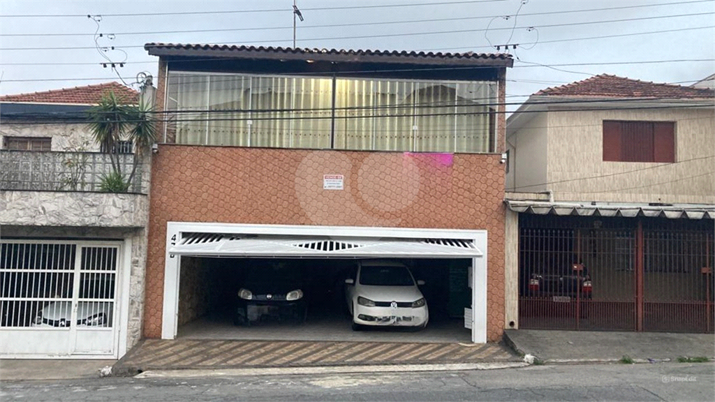 SOBRADO COM 320 M² DE ÁREA CONSTRUÍDA EM SÃO JOÃO CLÍMACO 