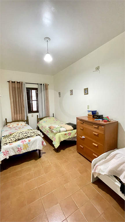 Sobrado com 3 quartos no Preseidente Dutra