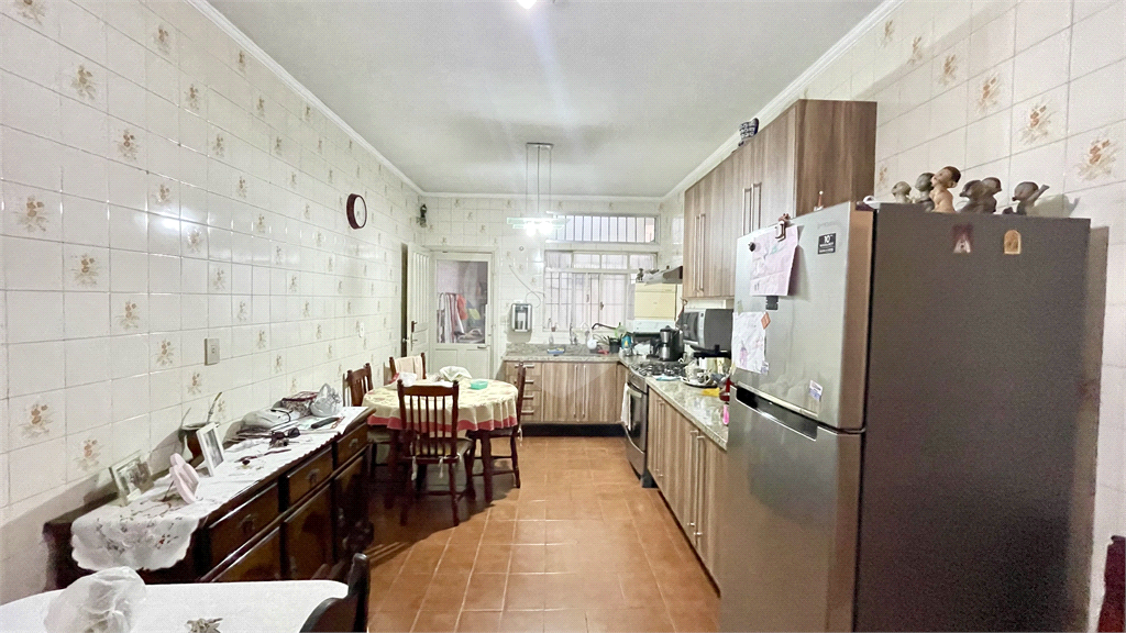Sobrado com 3 quartos no Preseidente Dutra