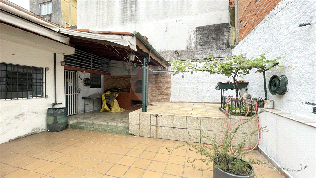 Sobrado com 3 quartos no Preseidente Dutra