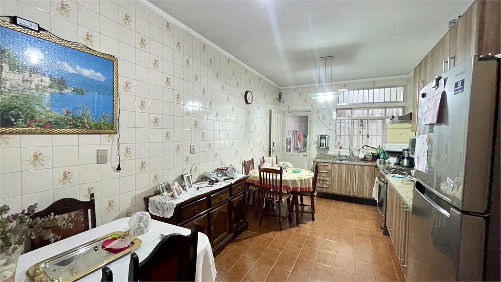Sobrado com 3 quartos no Preseidente Dutra