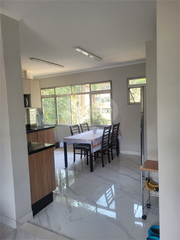 Apartamento à venda com 3 quartos, 93m² - Foto 3