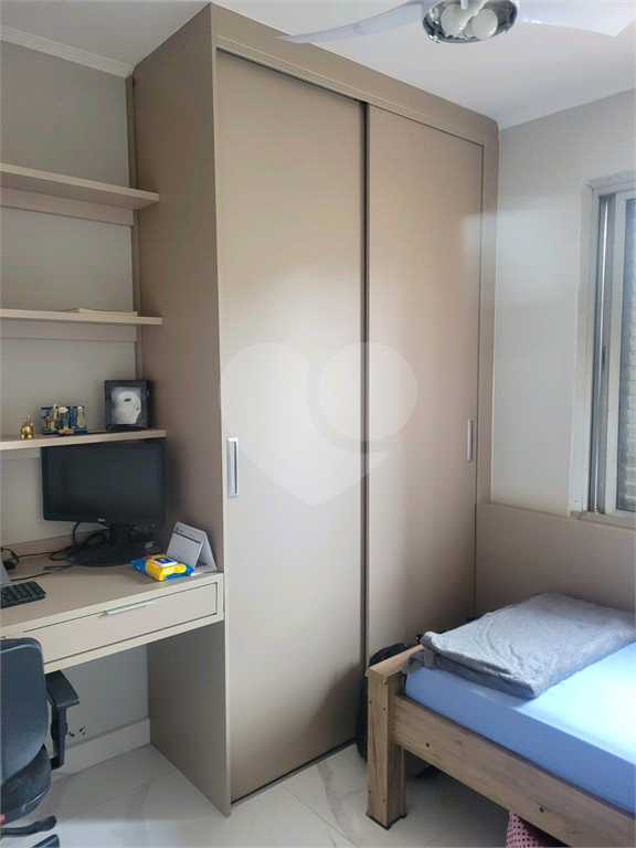 Apartamento à venda com 3 quartos, 93m² - Foto 11