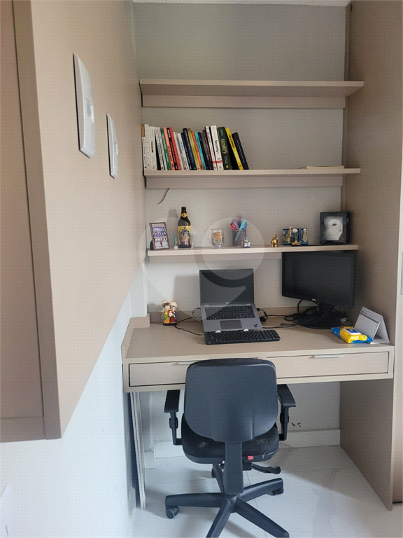 Apartamento à venda com 3 quartos, 93m² - Foto 10