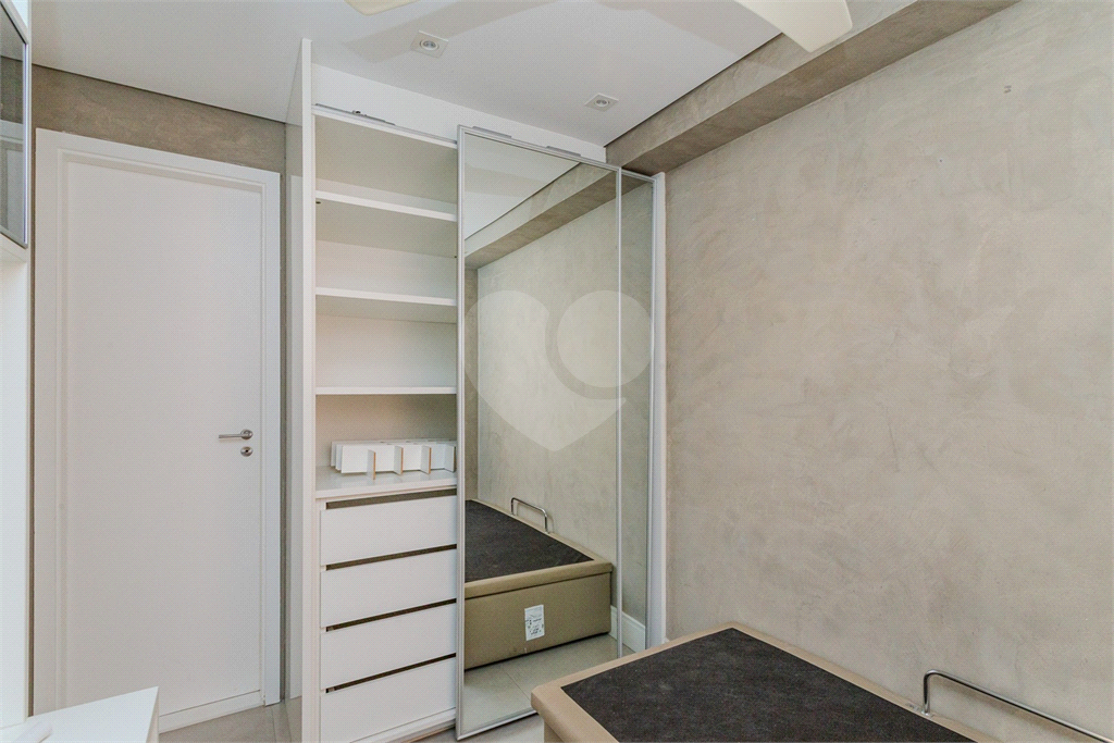 Apartamento - Perdizes - 2 Dormitórios - 78 m².