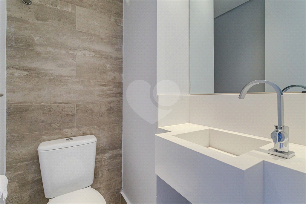 Apartamento - Perdizes - 2 Dormitórios - 78 m².