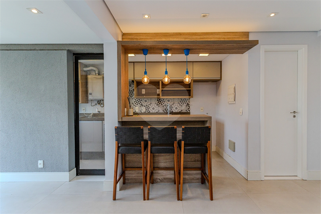 Apartamento - Perdizes - 2 Dormitórios - 78 m².