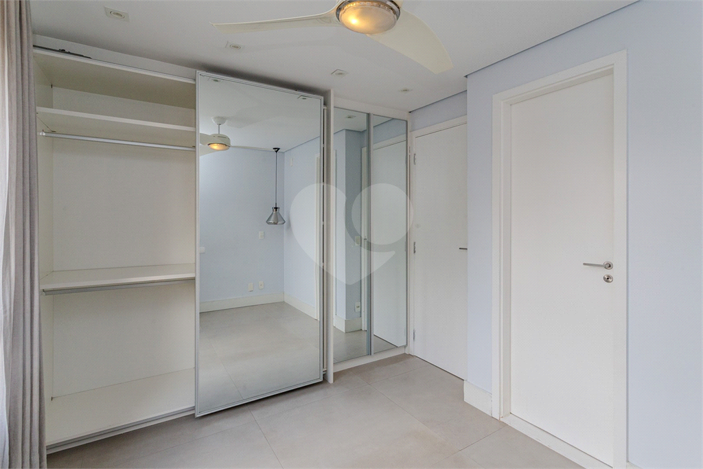 Apartamento - Perdizes - 2 Dormitórios - 78 m².