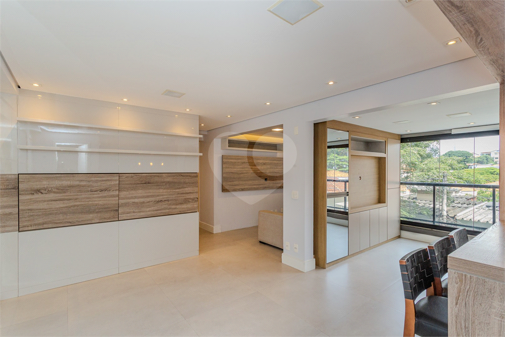 Apartamento - Perdizes - 2 Dormitórios - 78 m².