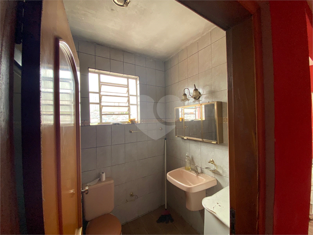 Alugo casa no Imirim com 3 quartos, suíte e salão de festas - R$ 2.700,00