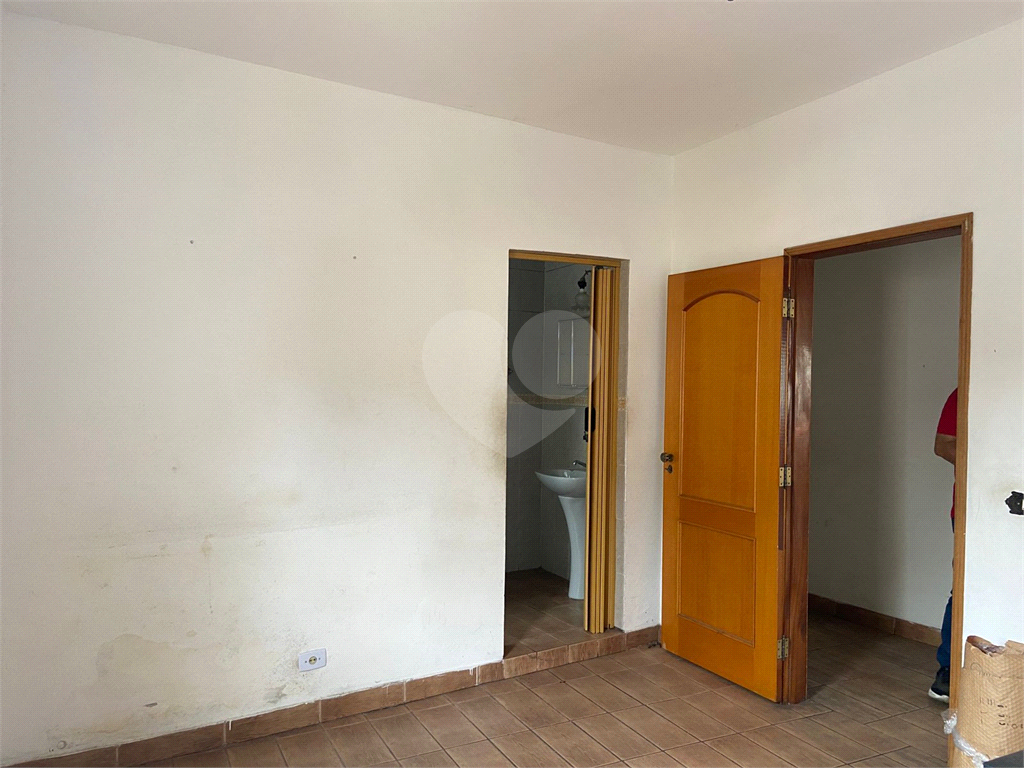 Alugo casa no Imirim com 3 quartos, suíte e salão de festas - R$ 2.700,00