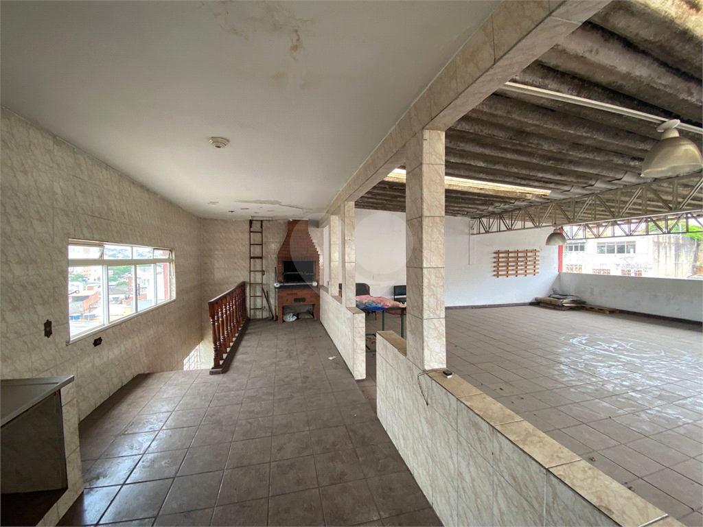 Alugo casa no Imirim com 3 quartos, suíte e salão de festas - R$ 2.700,00