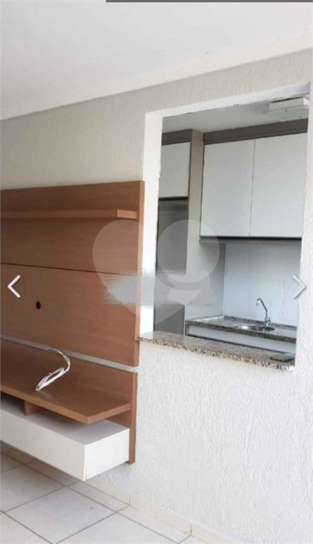 Apartamento à venda com 2 quartos, 61m² - Foto 3